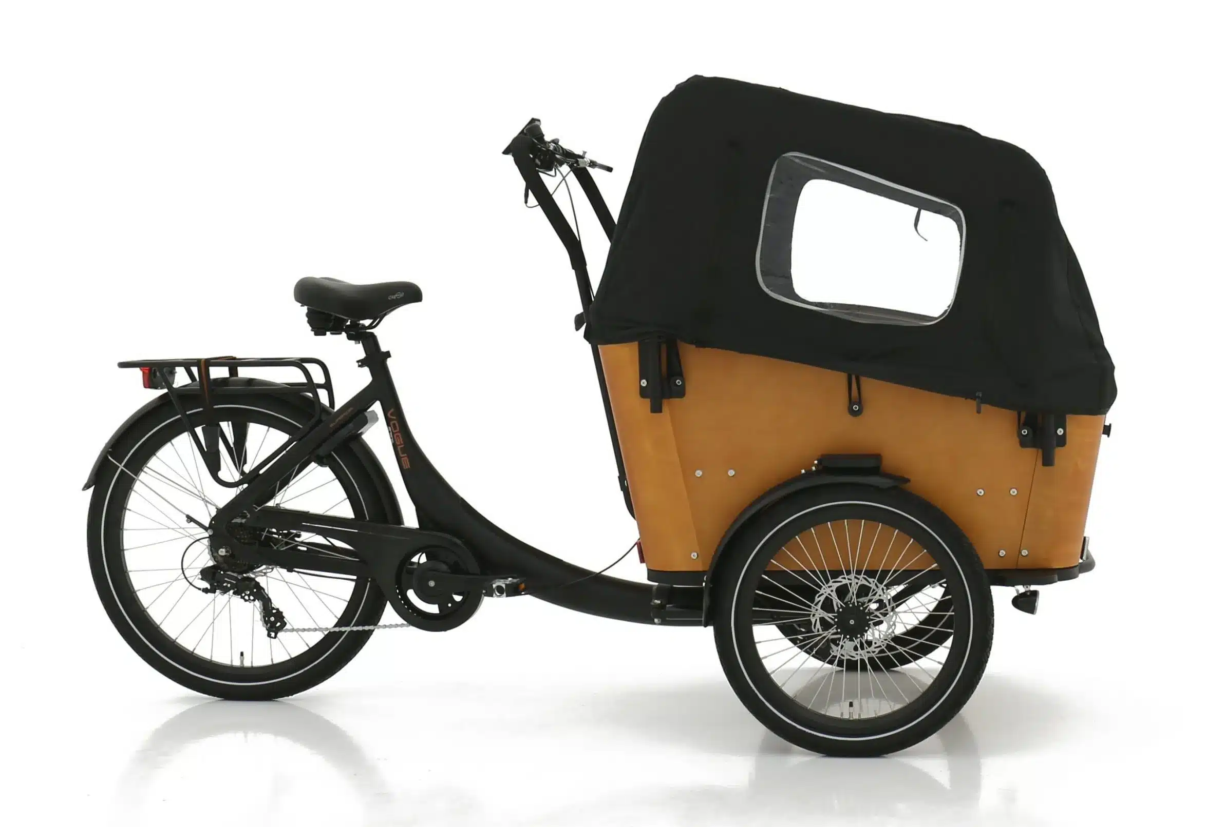 Vogue Superior 3 E-Bakfiets Driewieler Zwart/Bruin 2 Vogue Superior 3 e-bakfiets met de gratis regenhuif
